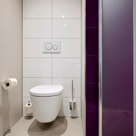 Premier Zuffenhausen Szálloda *